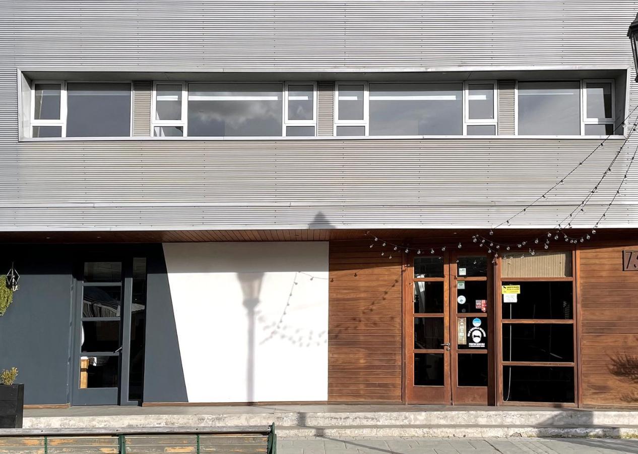 Hotel The Veat Puerto Natales Exterior photo